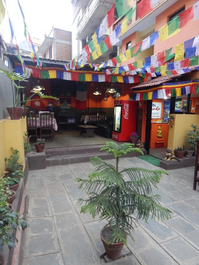 Hotel Giramondo Kathmandu Buitenkant foto